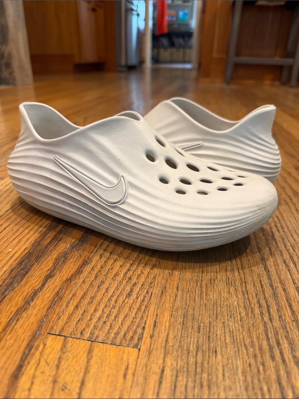 Nike Kids White Slip-On Water Clog